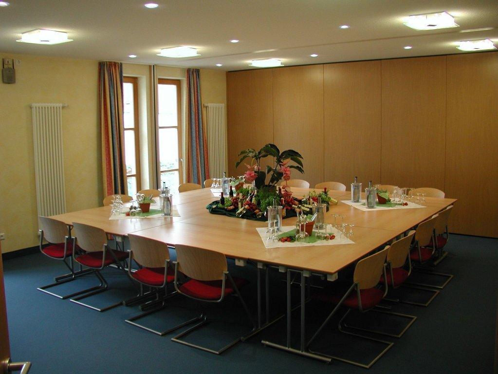 Akzent Franziskaner Hotel 4*